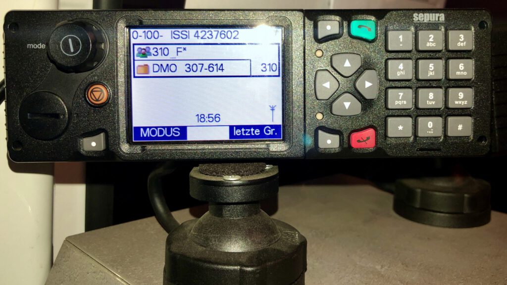 Funkgeräte - Ortsfeuerwehr Adelheidsdorf