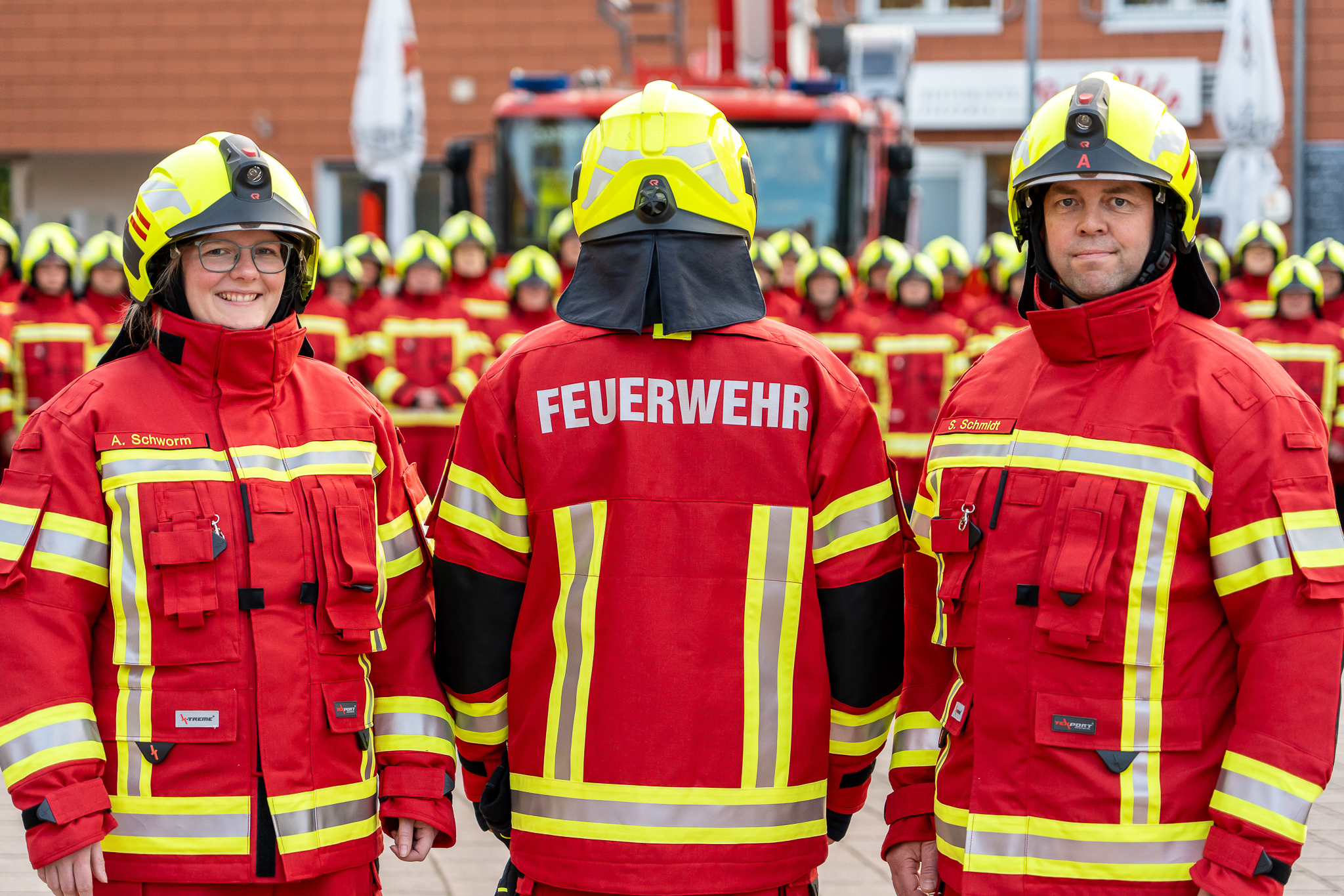Neue Einsatzkleidung für die Freiwillige Feuerwehr der Samtgemeinde Wathlingen